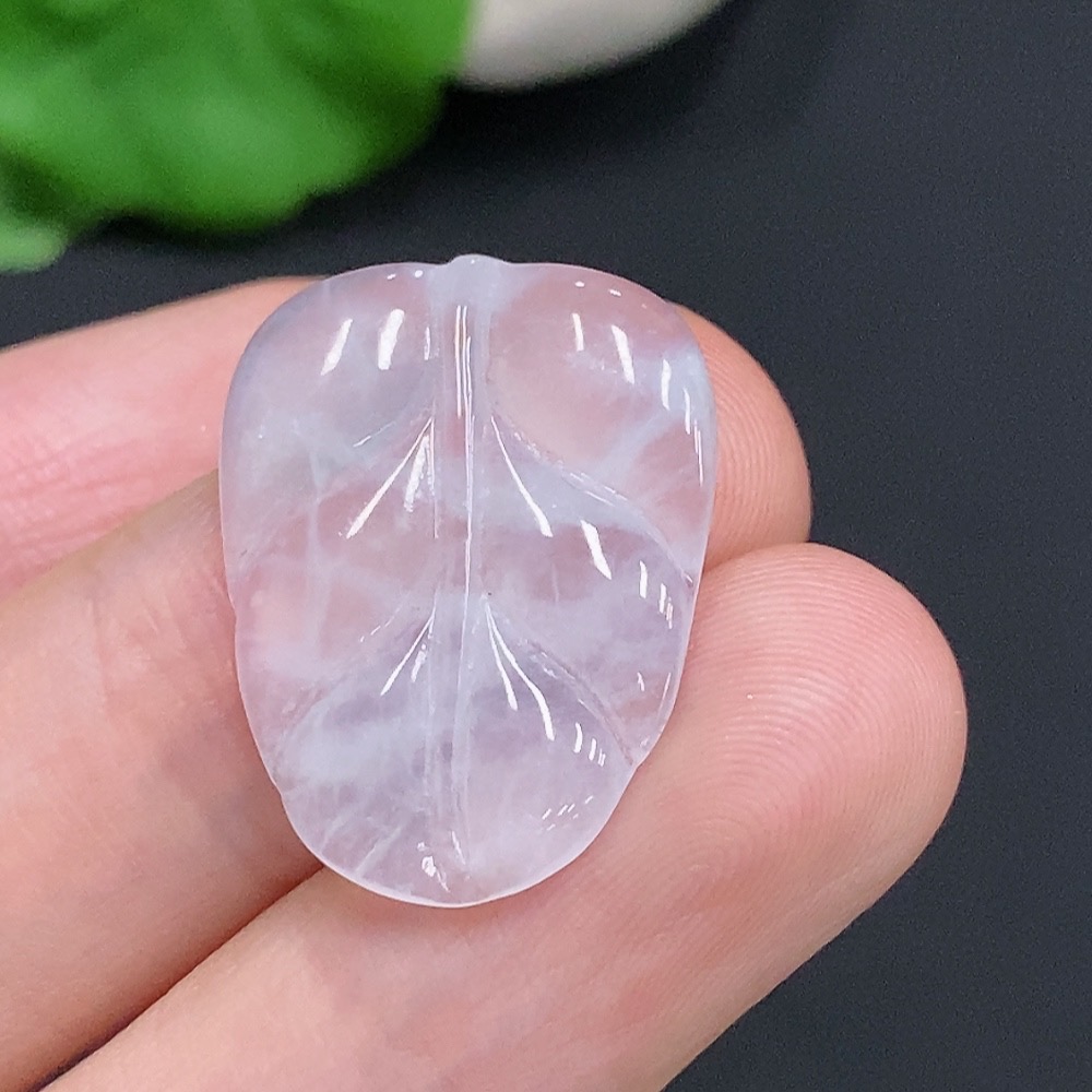 F32756508 JadeiteLeaf Pendant Total Weight Approx. 2.1g