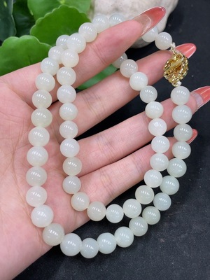 H35113565 Hetian Jade Bead Necklace Non-Gold Size about 8.4mm Total Weight about 50.6g