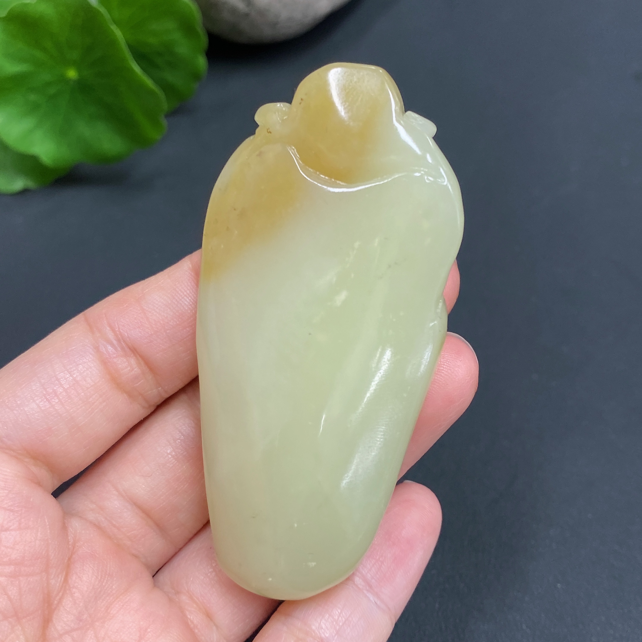 H17978042 Hetian Jade Pendant    God of Wealth    Total Weight: Approx. 53.2g