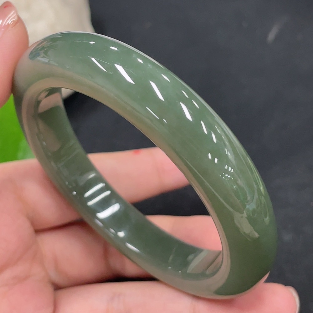 H30562063 Hetian Jade Round Bracelet Size 58 Total Weight Approx. 65.7g