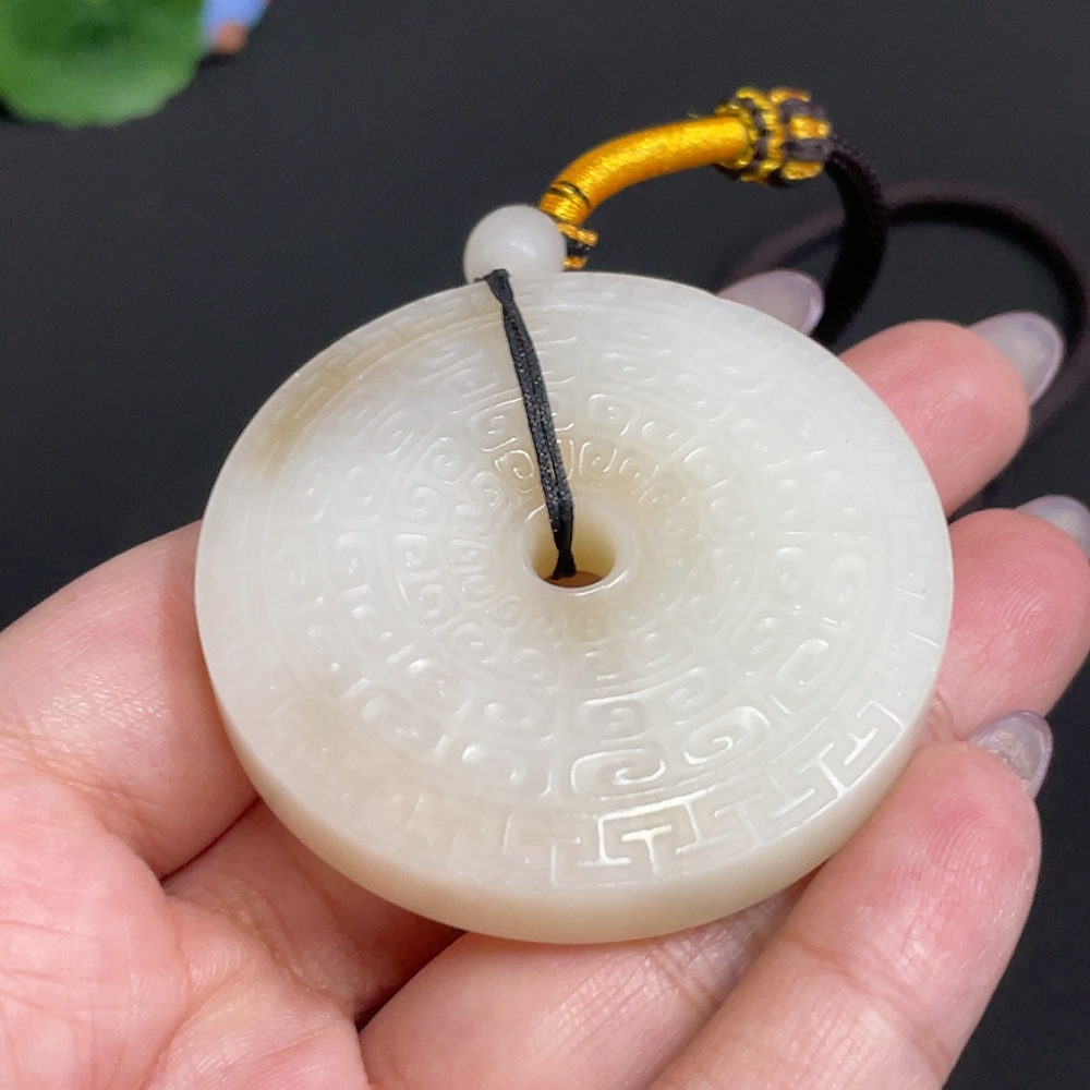 H33900448 Hetian Jade Pendant, Antique-style Button