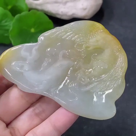 F34042934 Jadeite Pendant Eagle Spreading Wings Total Weight Approx. 39.52g