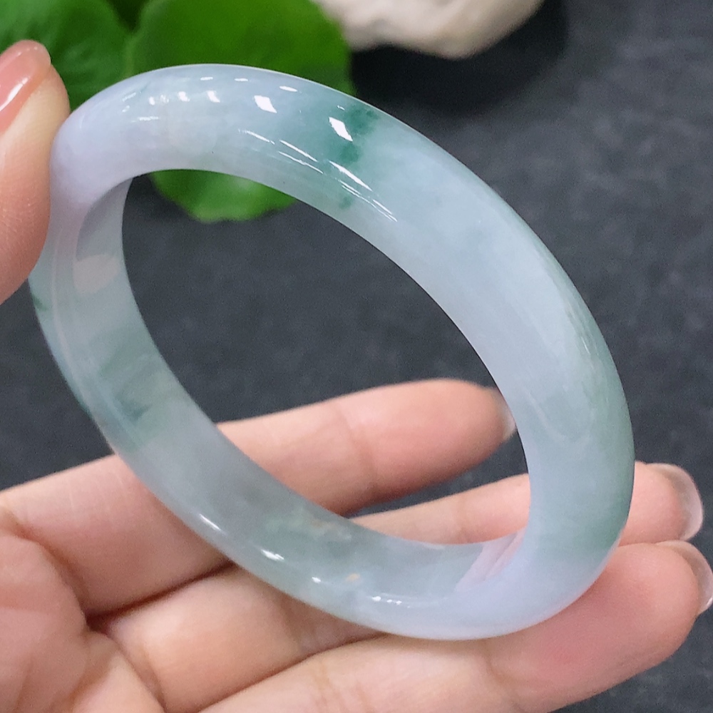 F34043165 Jadeite Round Bracelet Size 50.5mm Total Weight Approx. 37.5g
