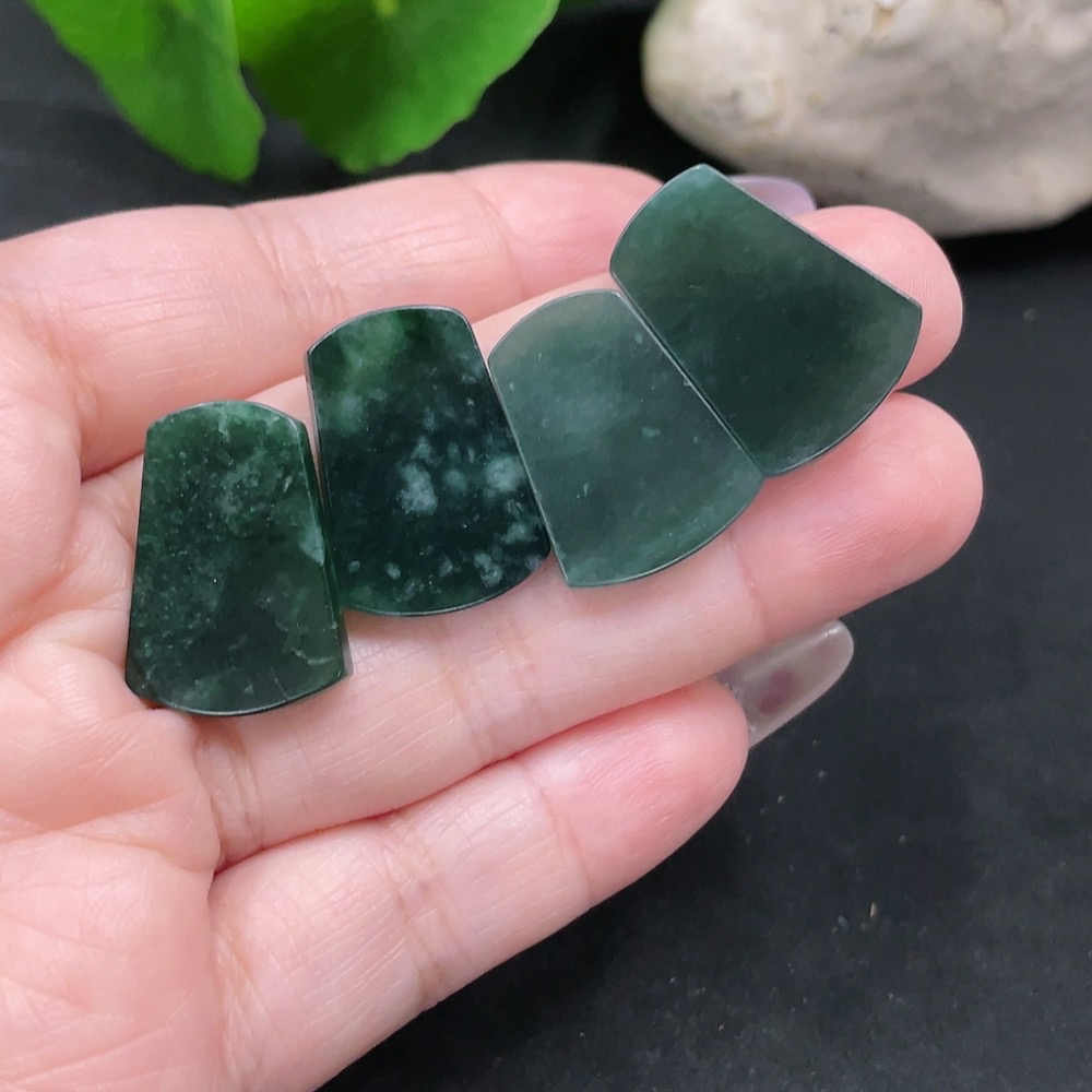 F35128559 Jadeite Plain Pendant Sell as a Lot