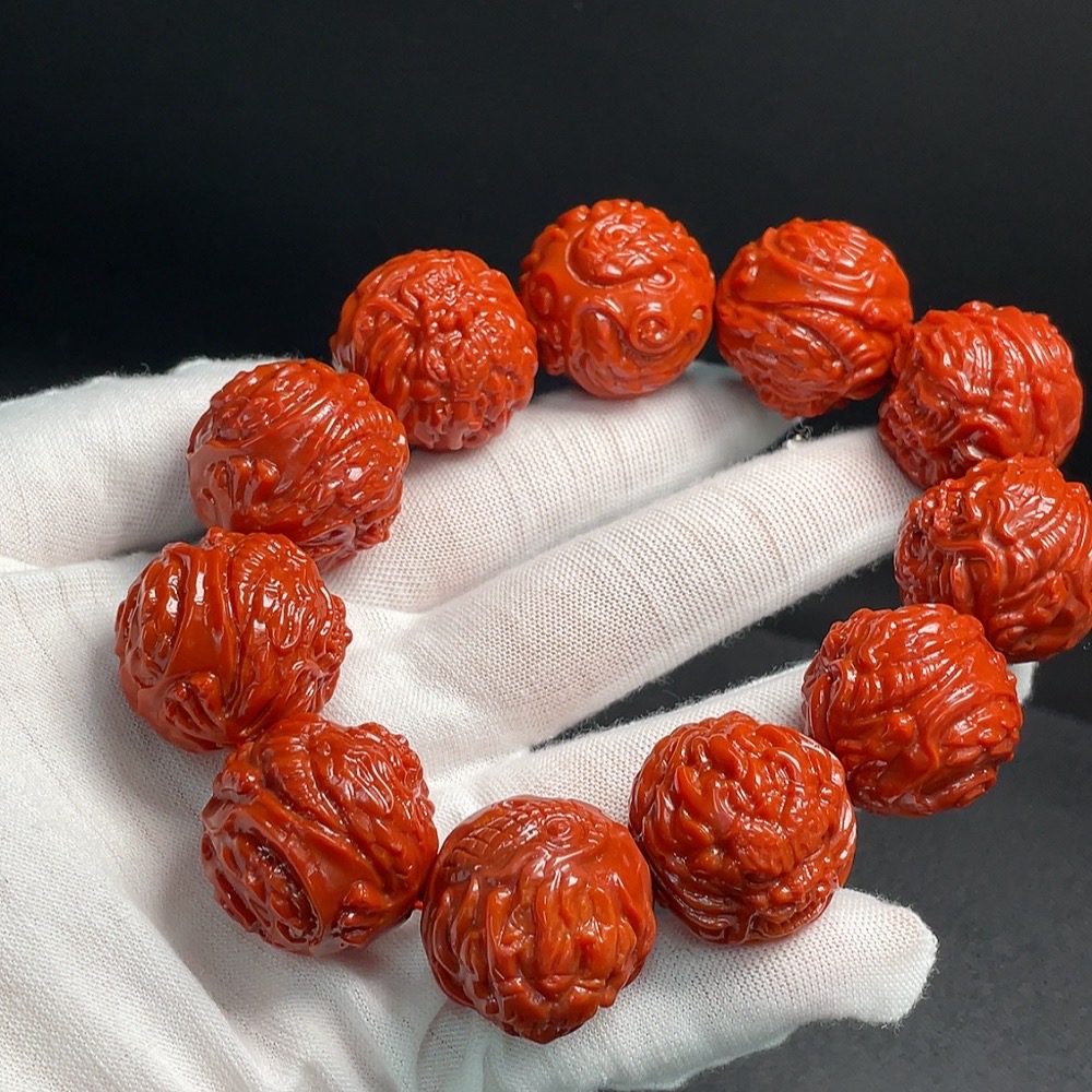 C27048747 Red Agate Bracelet with Visible Organic Matter, Total Weight Approx. 198.52g, Bead Size ~25.3mm