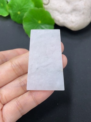 F41897978 翡翠挂件无事牌 货品总约重15.7g