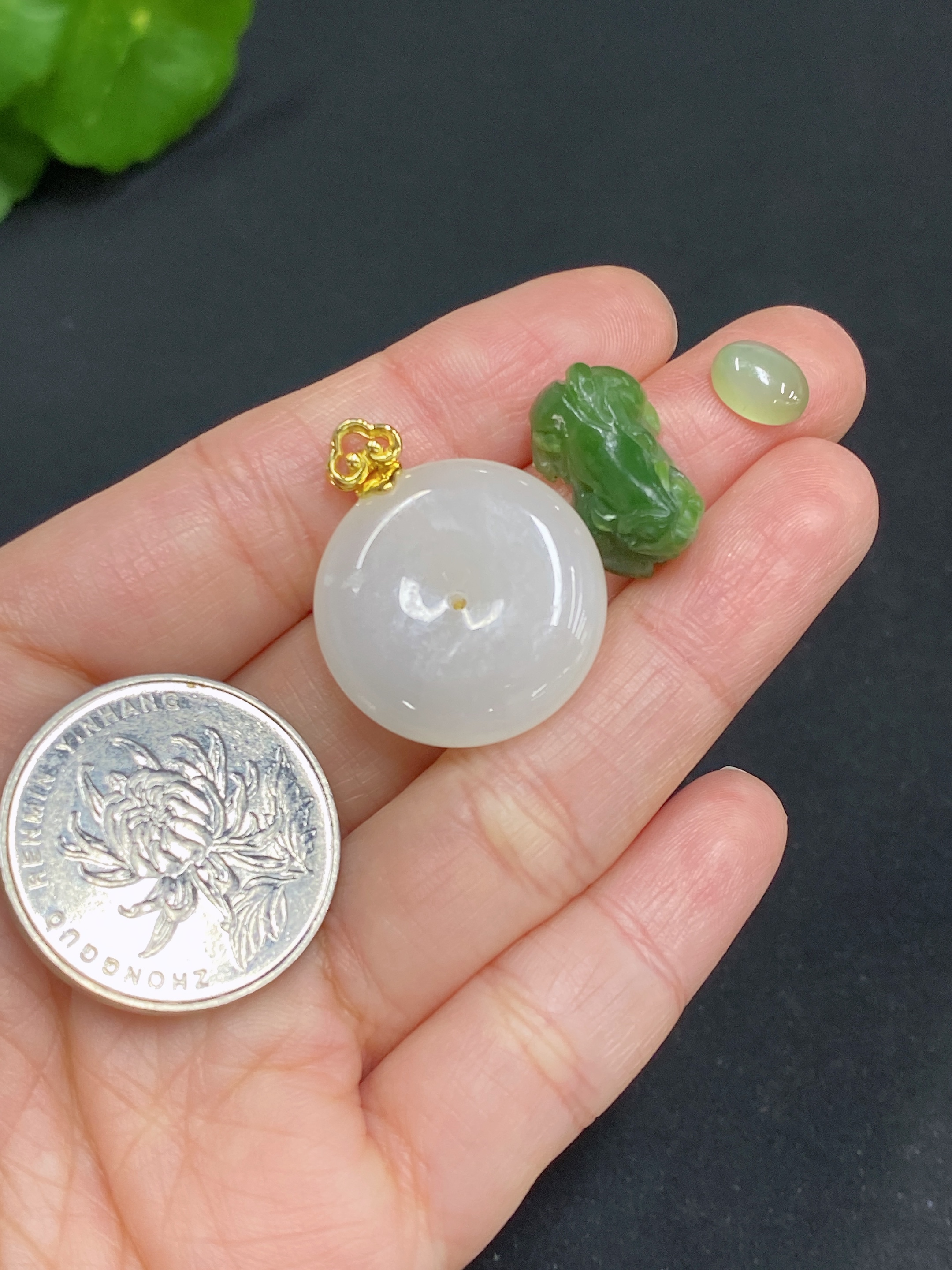 H29407516 Hetian Jade Pendant Non-Gold Total Weight Approx. 8g