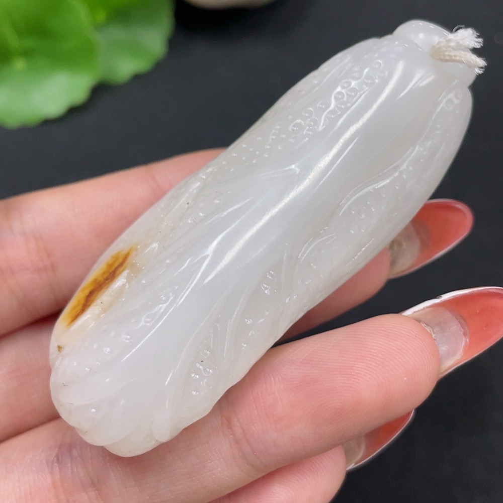 H35085639 Hetian Jade Pendant Chinese Cabbage Undetermined Skin Color Formation Total Weight Approx. 60.3g