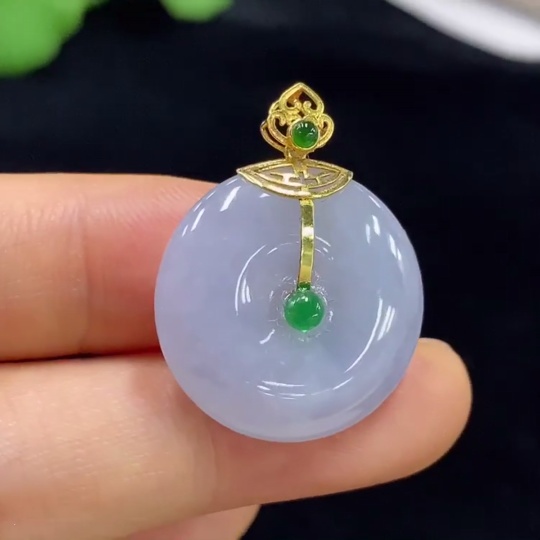 F34947612 Jadeite Peace Knot Pendant 18k Total Weight Approx. 5.49g With Non-Grade A Beads