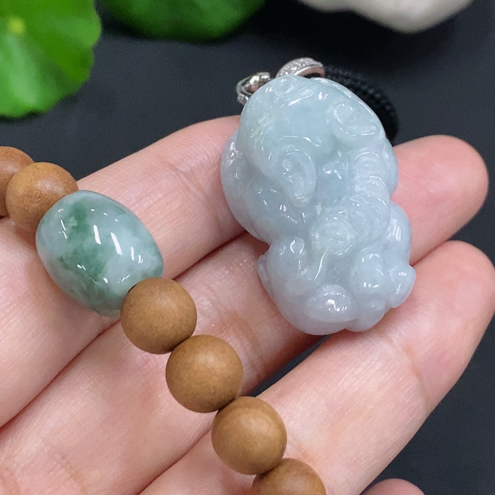 F30569839 Jadeite Pendant and Bracelet Sell as a Lot Non-Gold Inlaid