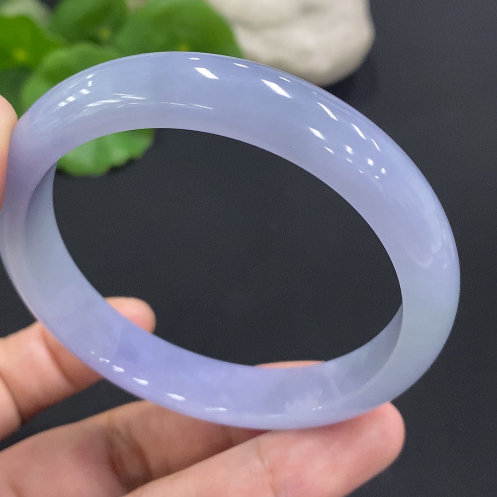 F32742317 Jadeite round bracelet size 55.6 total weight about 40.6g