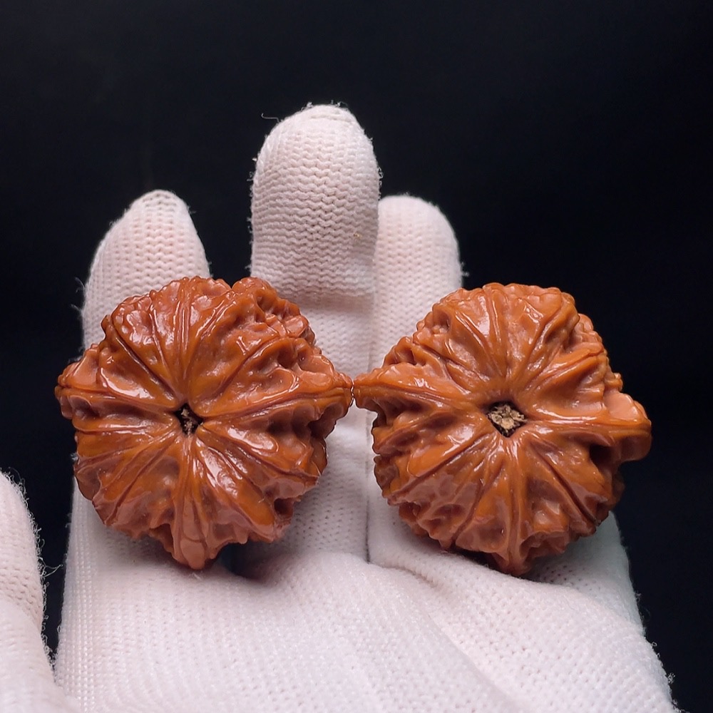 W34988725 Three-ridged Walnut, Total Weight Approx. 36.9g, Size About 39.7mm