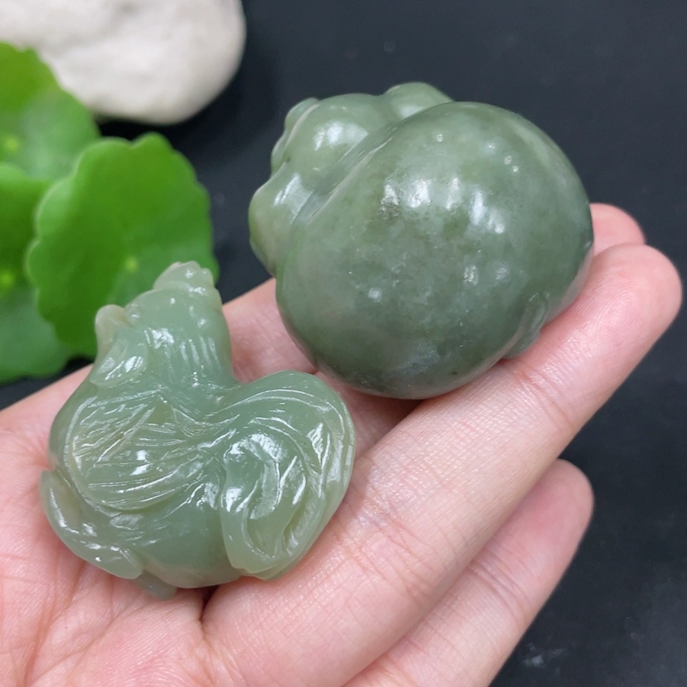 H30521831 Hetian Jade Handheld Carving - Rooster + Pig, Total Weight Approx. 99.7g