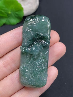 F32757064 Jadeite Auspicious Fish Pendant (Total weight: approx. 36g)
