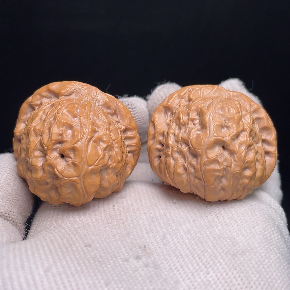 W26986298 Pumpkin-shaped Walnut, total weight approx. 44.3g, size around 42.2mm