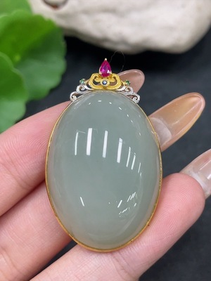 H32823477 Hetian Jade Inlaid Pendant 18k Gold Total Weight Approx.14.4g