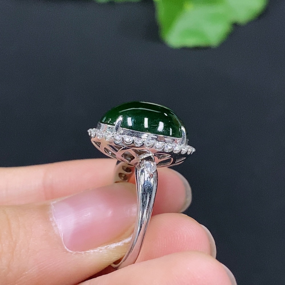 F31629401 Jadeite Cabochon Ring with 18K Gold, Size 15, Accented with Diamonds, Total Weight Approx. 4.27g