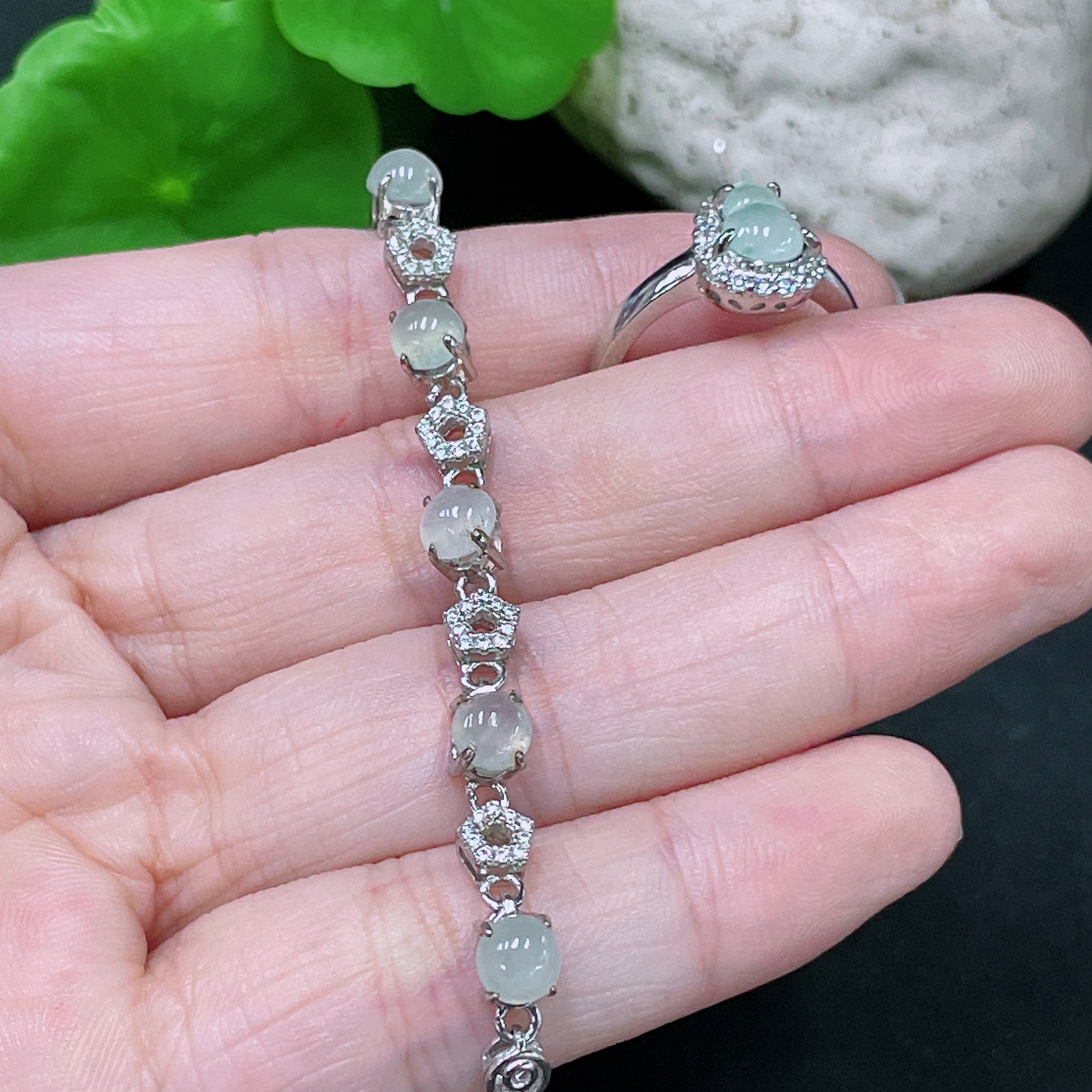 F33943542 Jadeite Cabochon Ring + Bracelet Set Non-Gold Setting Adjustable Size