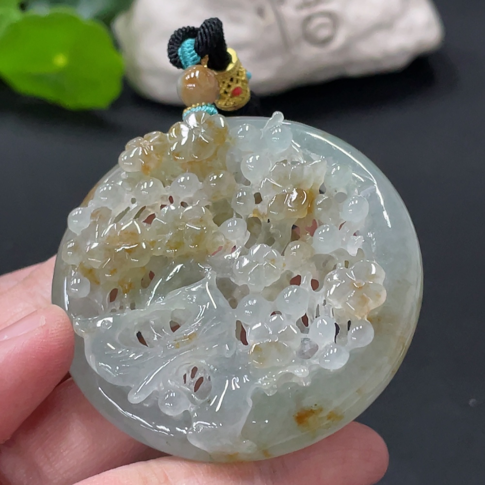 F33945734 Jade/lucky double happiness pendant