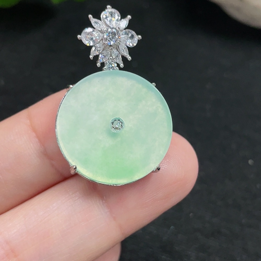 F33827004 Jadeite Inlaid Pendant Non-Gold Inlaid Total Weight Approx. 3.46g