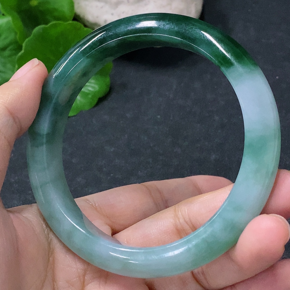 F34953976 Jadeite Round Bangle Size 59mm Total Weight Approx. 60g
