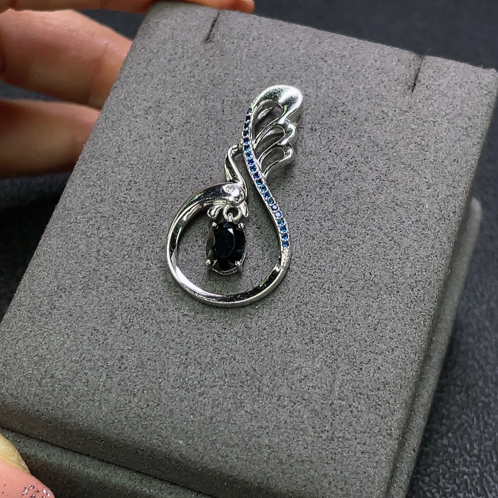 C31618897 Sapphire Pendant with Non-Natural Accent Stones, Non-Gold, Total Weight Approx. 3.28g