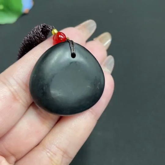 H32767906 Hetian Jade Pendant