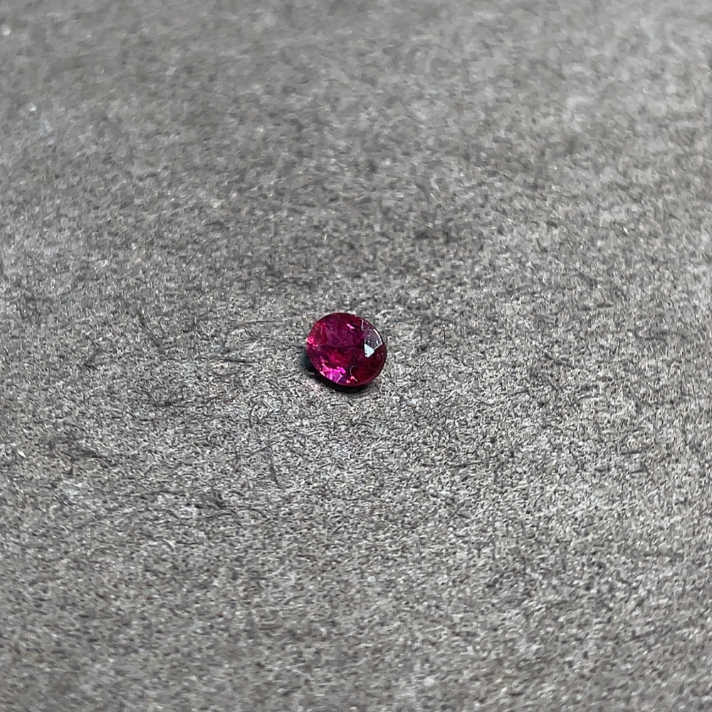 C34041483 Tourmaline loose stone, total weight approx. 0.40ct