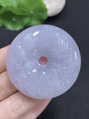 F32757854 Jadeite Peace Knot, Total Weight Approximately 47g