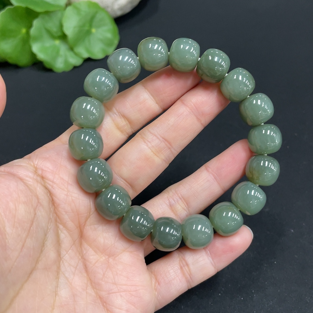 H34072202 Hetian Jade Bracelet, Approx. 12mm, Total Weight Approx. 49.9g