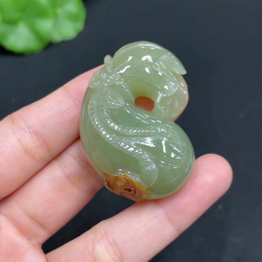H34072435 Hetian Jade Pendant - Lucky Bag, total weight approx. 28.1g, undetermined skin color origin