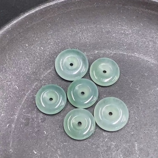 F34968451 Jadeite Peace Buckle Sell as a Lot