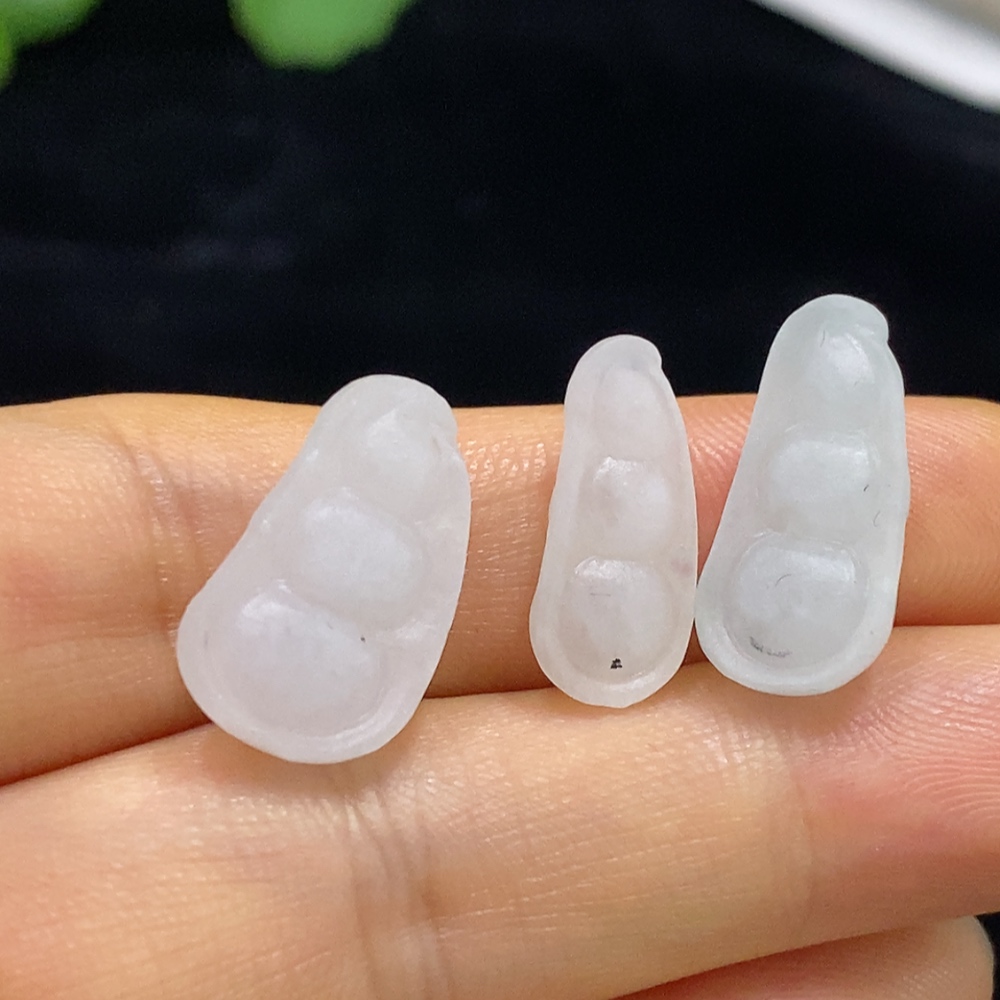 F34975077 Jadeite Pendants Sell as a Lot Unpolished