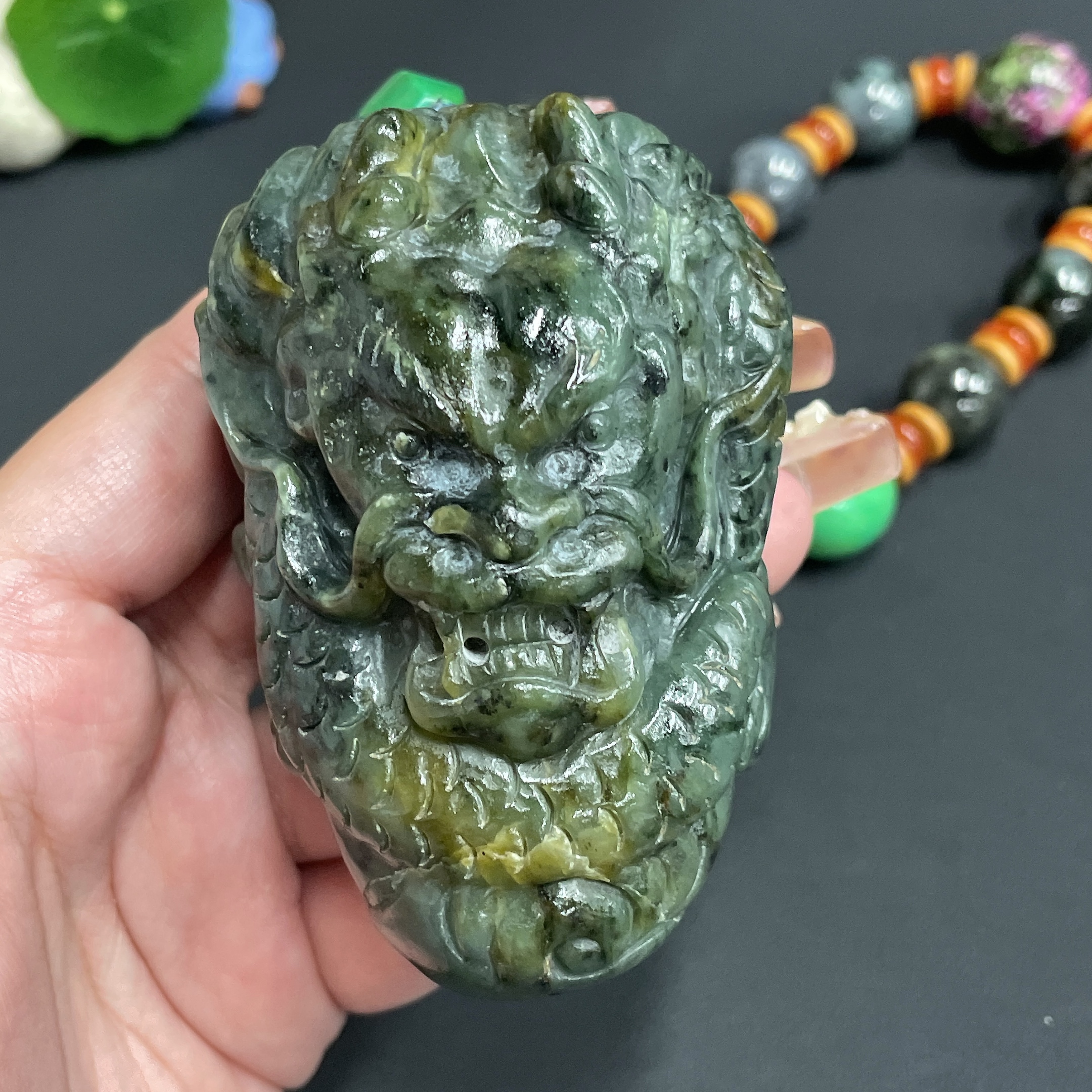 H22441731 Hetian Jade Handheld Piece "Dragon Roaming the World" with Chain, Total Weight 478.79g, Chain Not Included