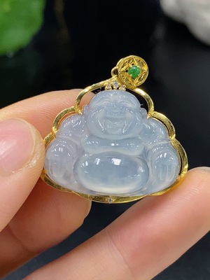 F29362118 JadeiteBuddha Pendant with 18K Gold Setting, Total Weight Approximately 5.62g