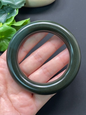 H45454510 和田玉圆条手镯 圈口54.5mm 总重约86.59g