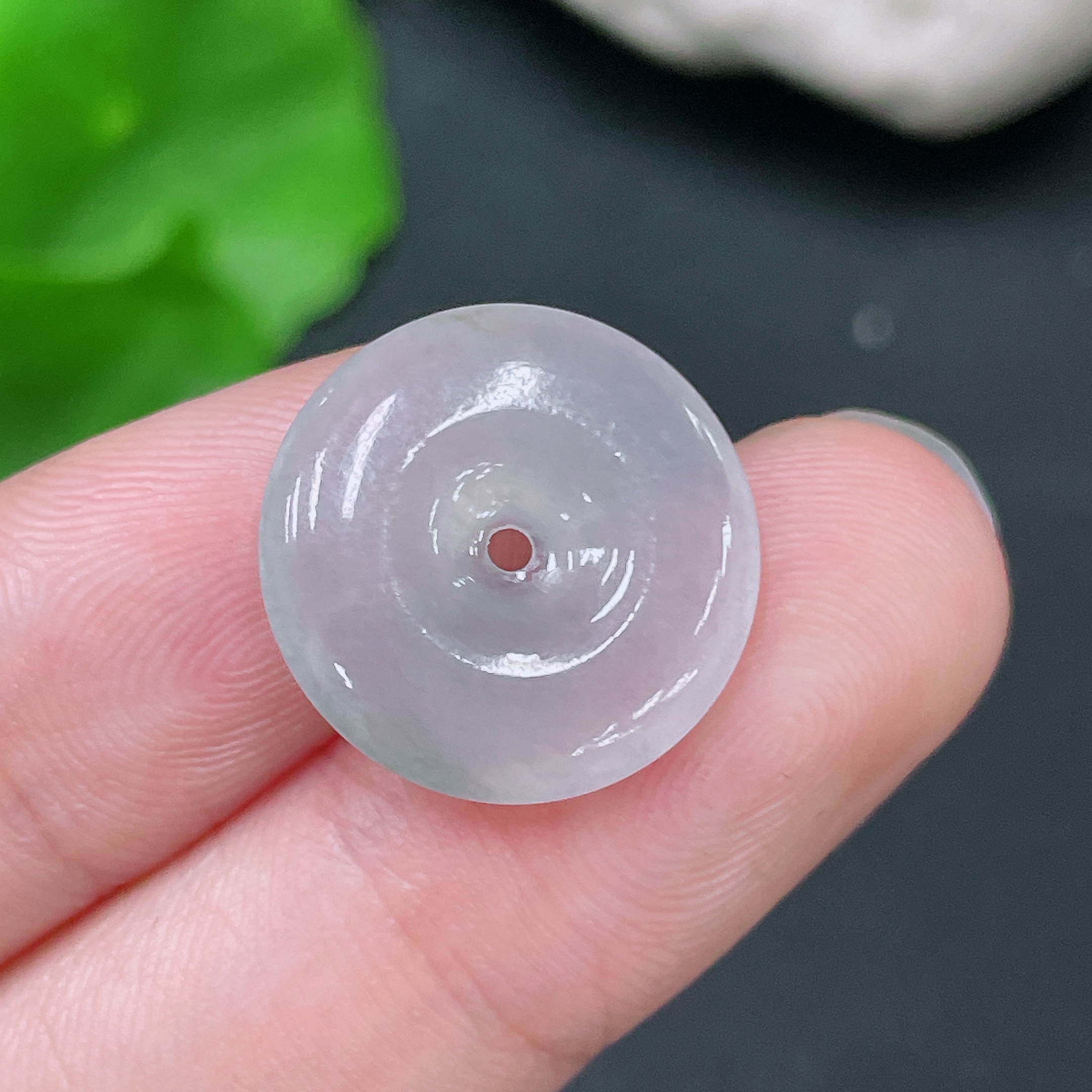 F33893954 Jadeite Peace Knot Total weight about 1.8g