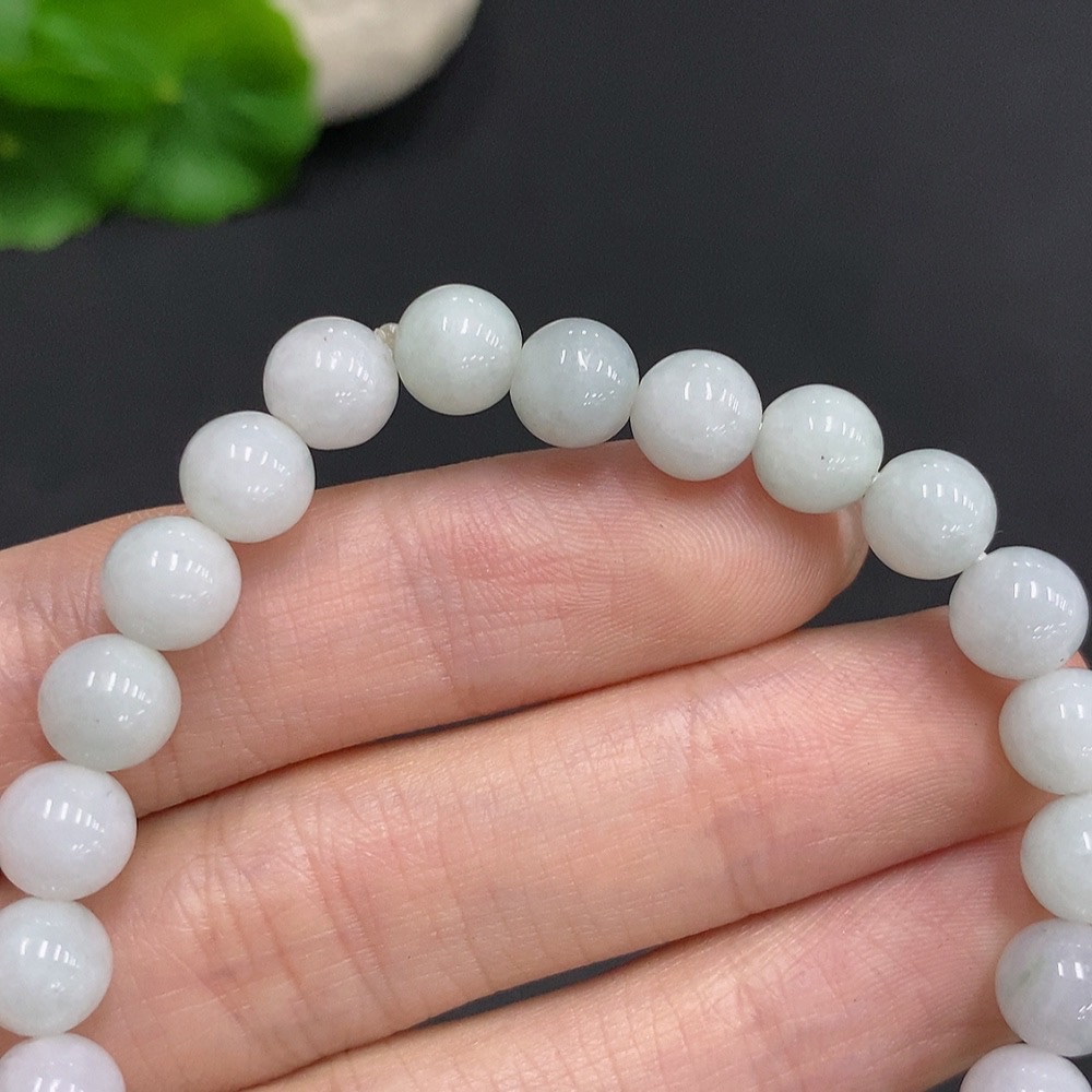 F35078371 Jadeite bracelet, total weight about 17.1g, size about 7.1mm