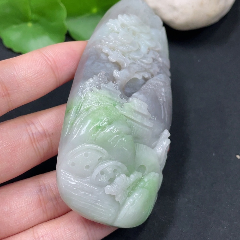 H34027725 Hetian Jade Handheld Piece Landscape Total Weight Approximately 130.9g