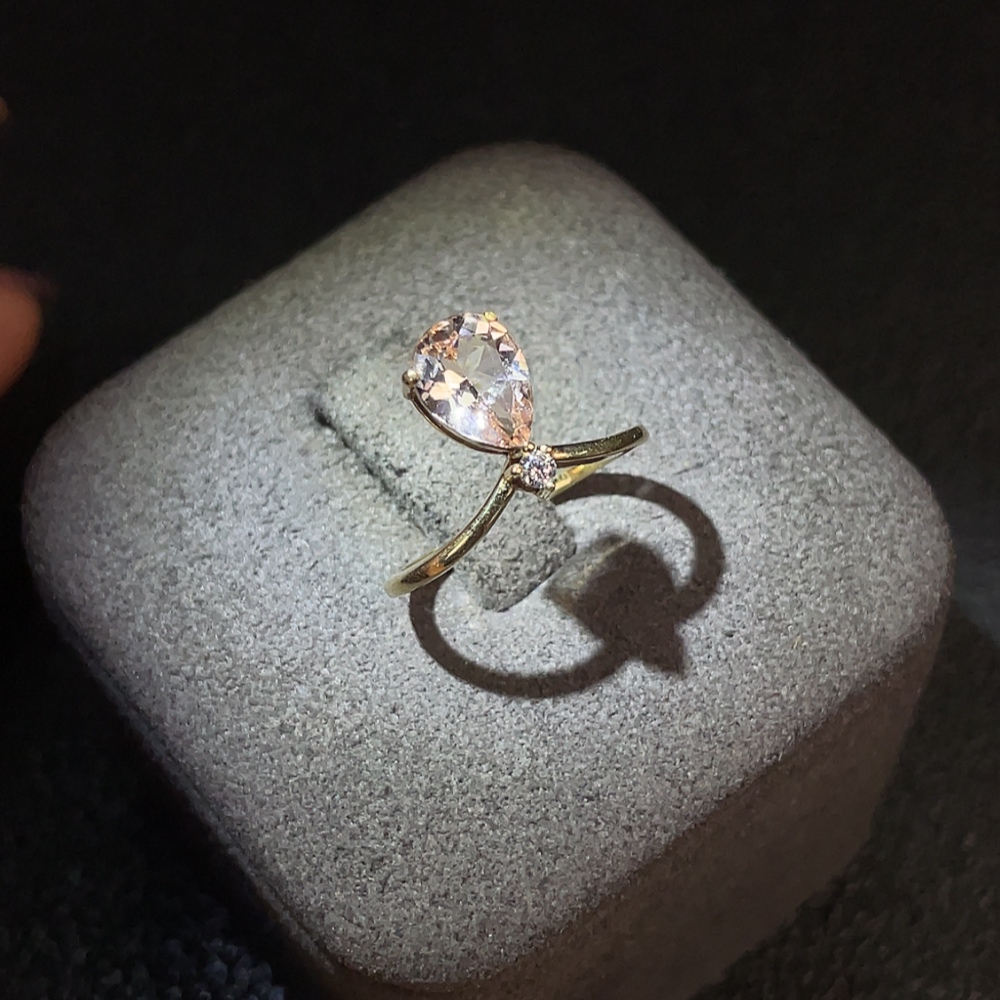 C28181453 Beryl Ring, Color Origin Undetermined, 37% Gold Content, Total Weight Approx. 1.27g, Size 8#