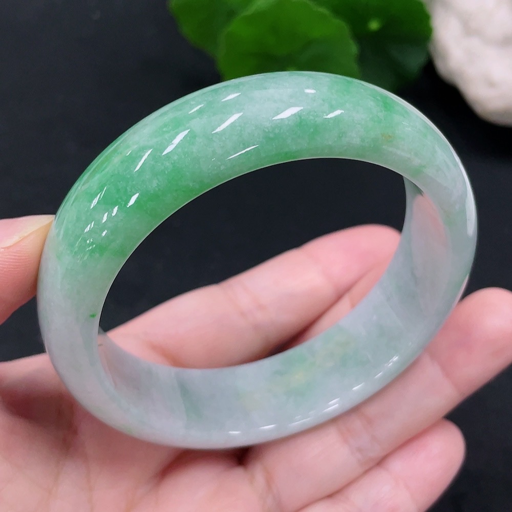 F30526785 Jadeite Round Bangle Size 57.6 Total Weight Approx. 72g