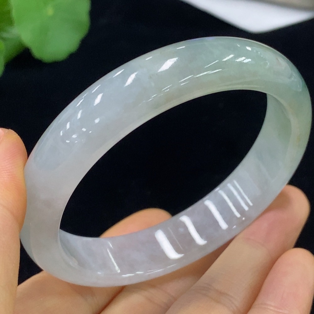 F35094298 Jadeite Regular Round Bangle Size 57.6 Total Weight Approx. 53.27g