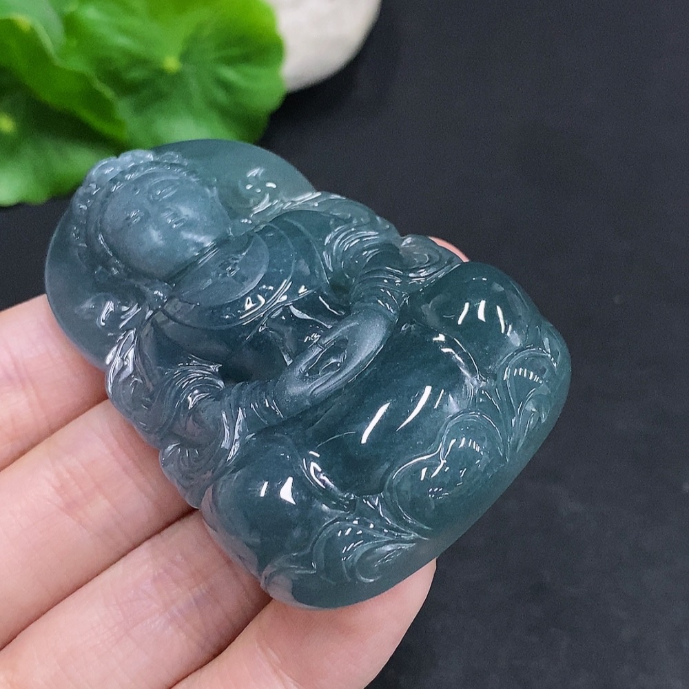 F34968171 Jadeite Guanyin Pendant Total Weight Approximately 53.3 Grams