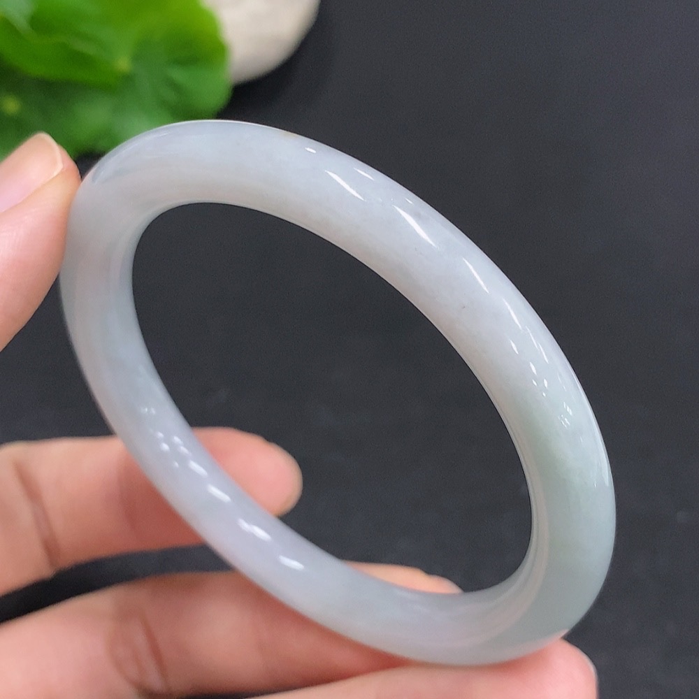 F33878275 Jadeite Round Bangle Total Weight Approx. 28.1g Size 52.7