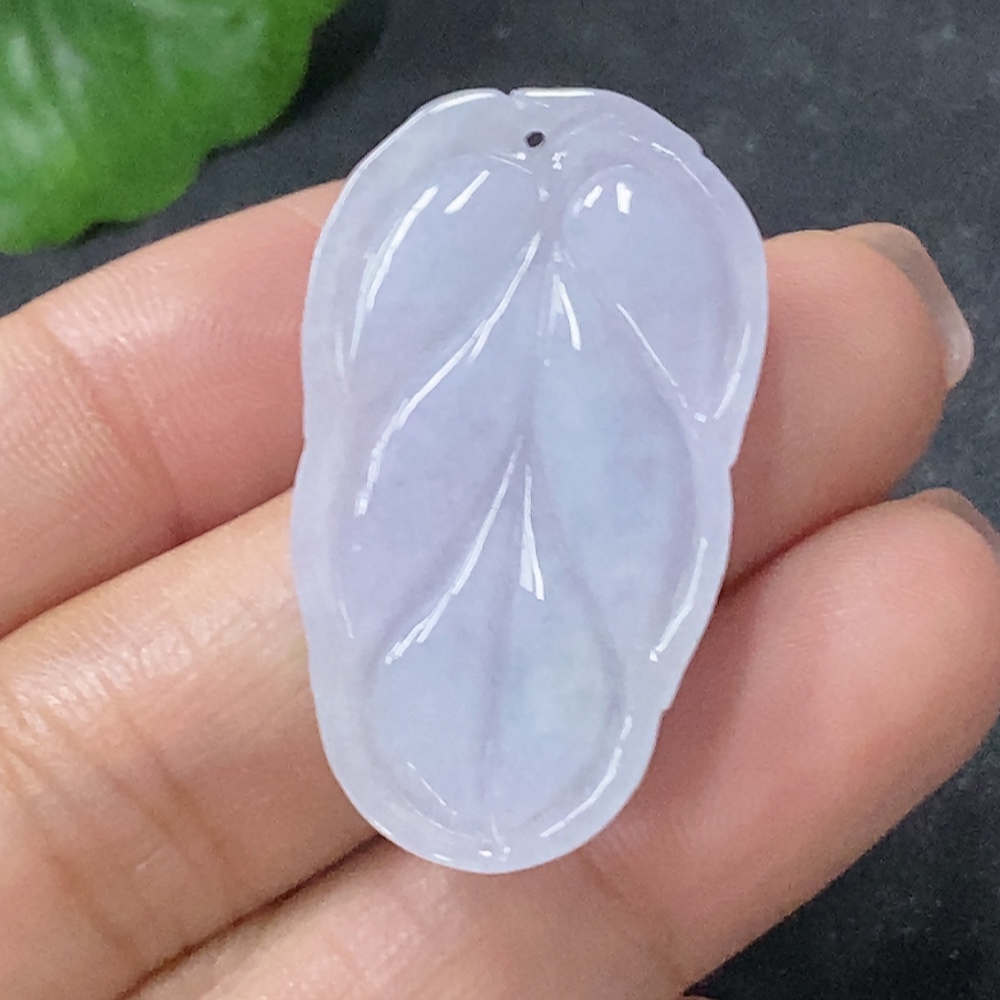 F34030989 Jadeite Pendant Leaf Total Weight Approx. 4.24g
