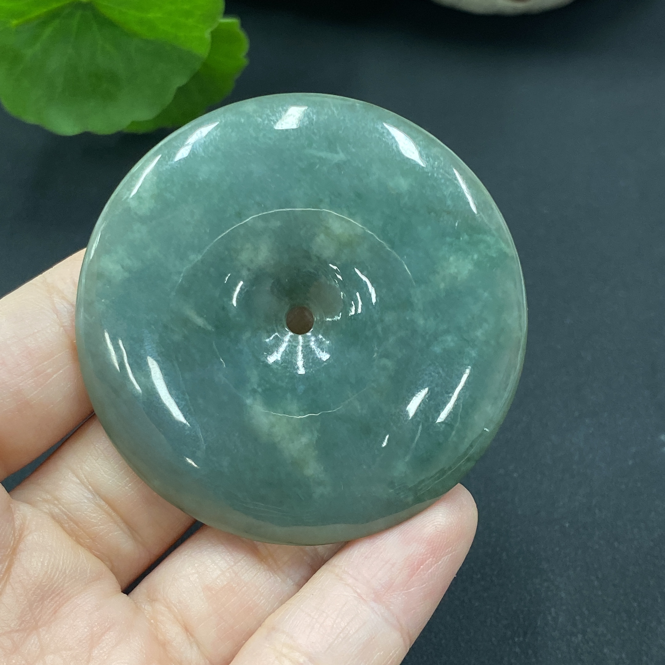 F09570552 Jadeite Pendant Peace Button