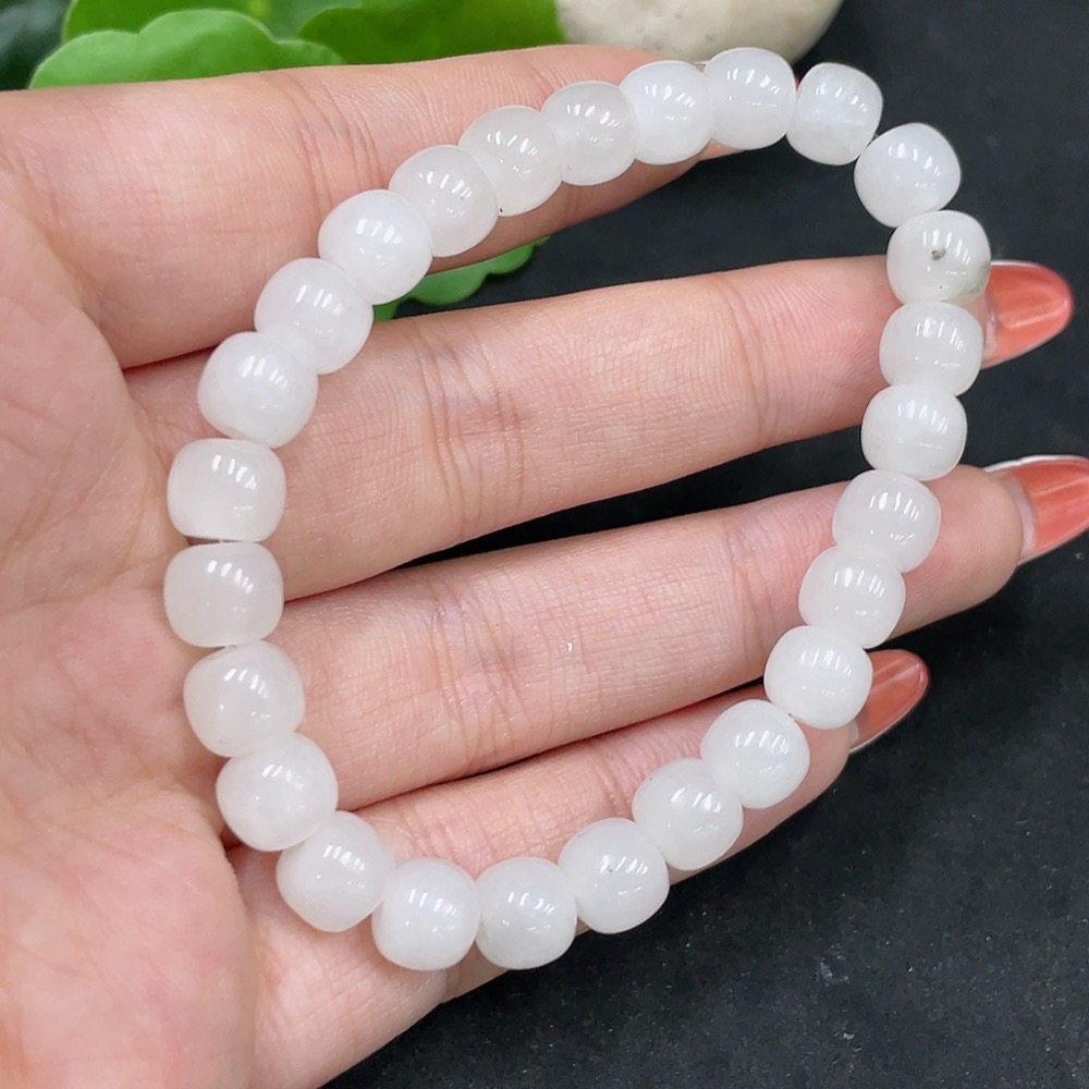 H35112080 Hetian Jade Bracelet, Approx. 7.7mm, Total Weight Approx. 19.8g, Contains Other Mineral Components