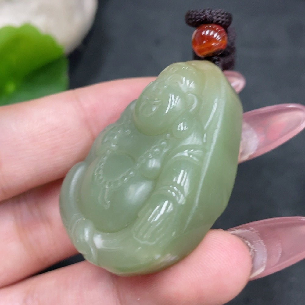 H33944265 Hetian Jade Pendant Buddha, Total Weight (including rope): 31.1g
