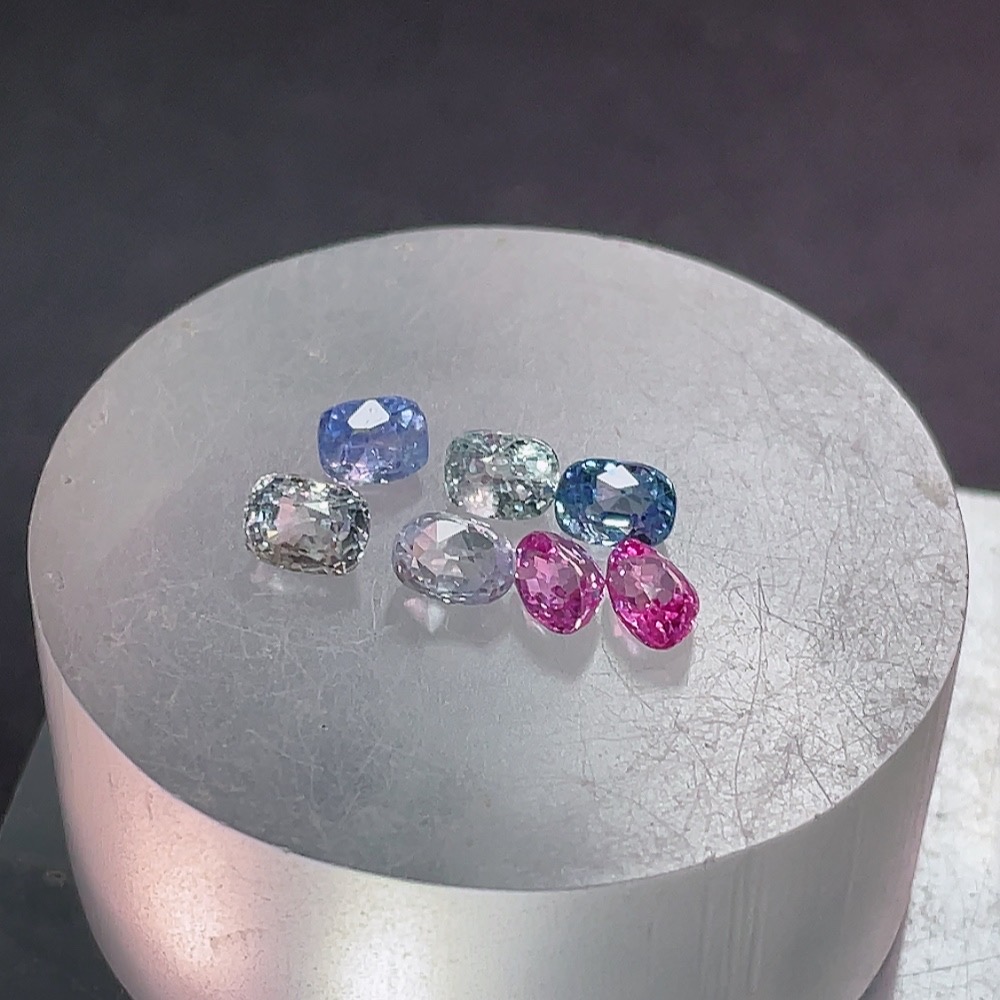 C34950339 Sapphire Rough Stone, Total Weight Approx. 4.92g, Sell as a Lot