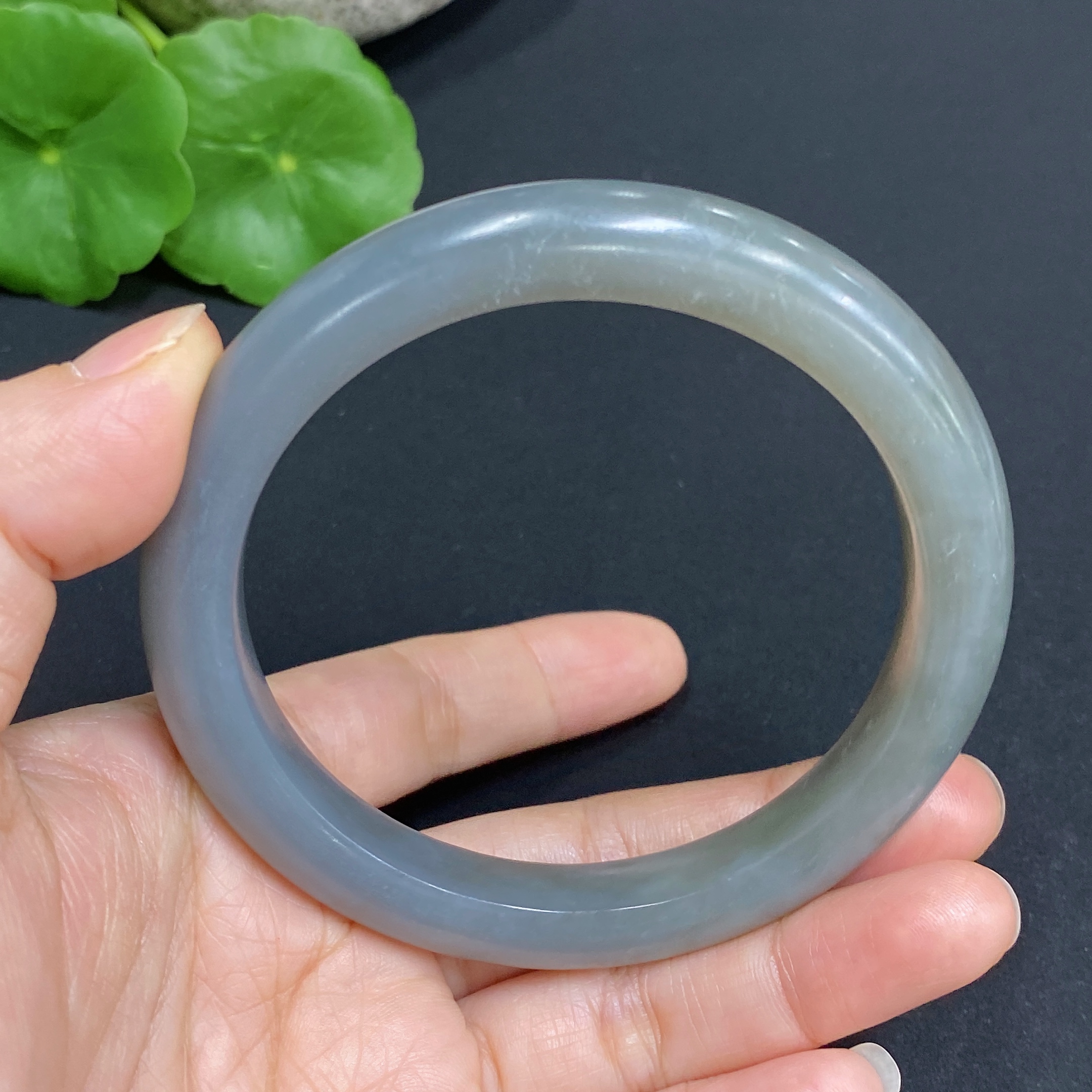 H32771658 Hetian Jade Round Bracelet Size 59.7 Total Weight Approx. 50.2g